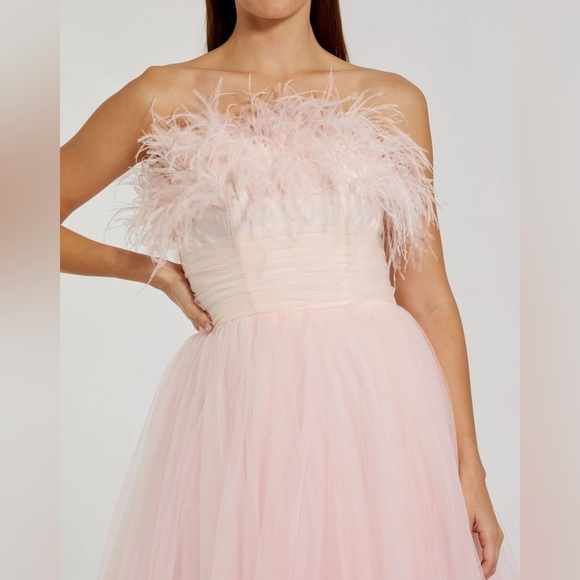 MAC DUGGAL 20557 NWOT Strapless Feather Bodice Tulle Gown - Picture 3 of 7